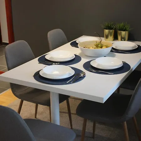 4 Seasons Lux Apartment Vlasic